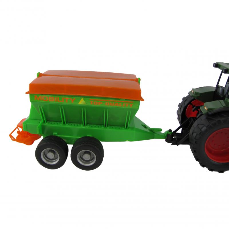TRAKTOR Z MASZYNĄ ROLNICZĄ